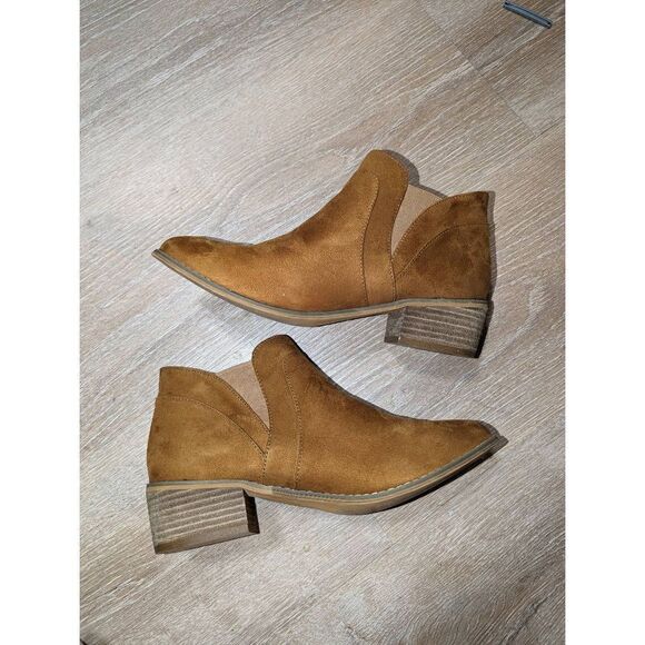 New Boutique‎ by Corkys Cognac Booties Fall Crisp Ankle Boots Shoes Women’s 11 - Picture 3 of 15